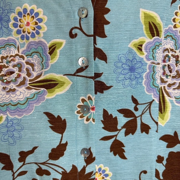 Silk Land Large Embellished Silk Blouse/Jacket with 3/4 length sleeves V neck - Picture 5 of 6